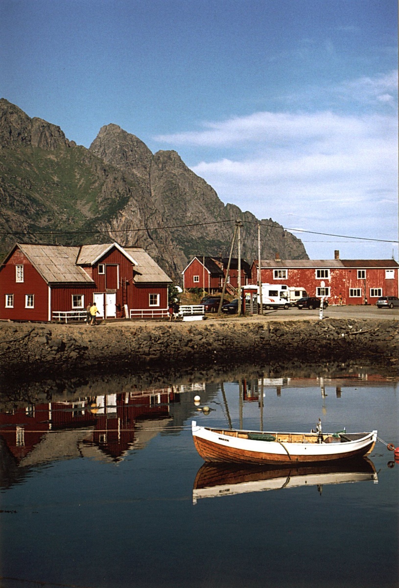 07 Vesnička Henningsvaer